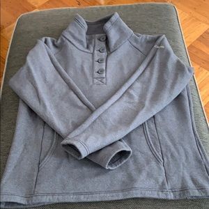 Columbia sweater